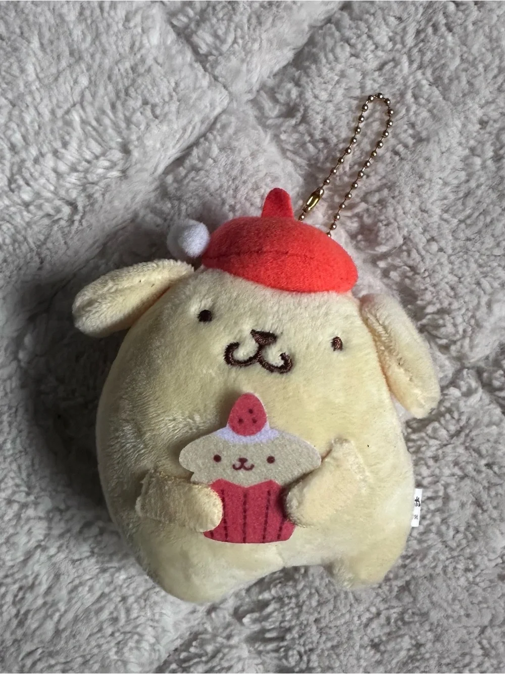 Sanrio | Furyu Pompompurin Strawberry plush keychain